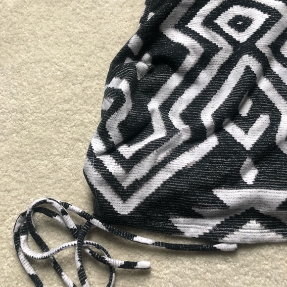 Halter Tribal Print Crop Top - Picture 2 of 4